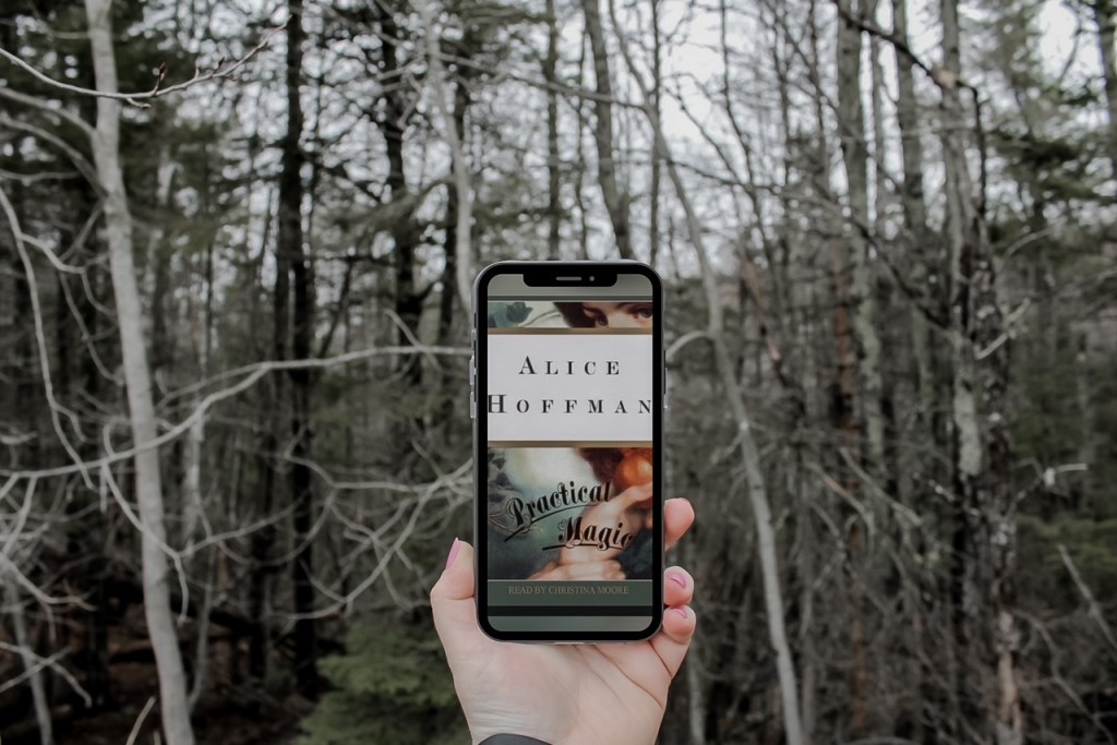 Book Review: Practical Magic by Alice&nbsp;Hoffman