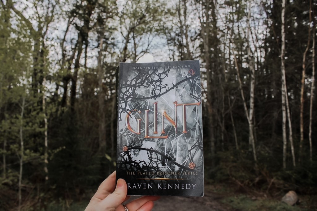 Book Review: Glint by Raven Kennedy