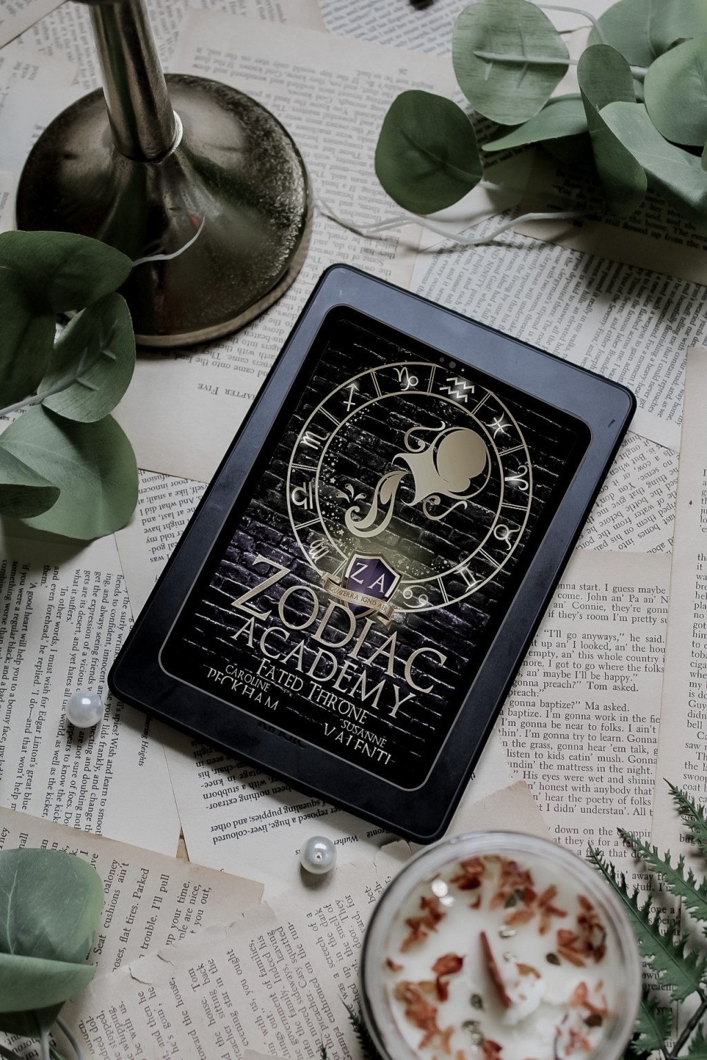Book Review: Fated Throne by Caroline Peckham and Susanne&nbsp;Valenti